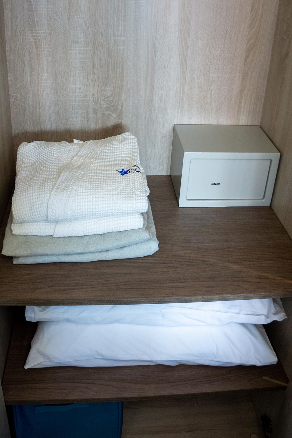 Apartamentos Sofia Benidorm Phòng bức ảnh